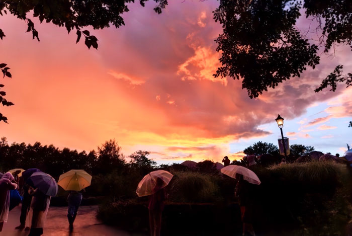 夕立後の景色